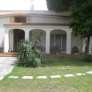 https://villa-lucia-bari.barihotels.org