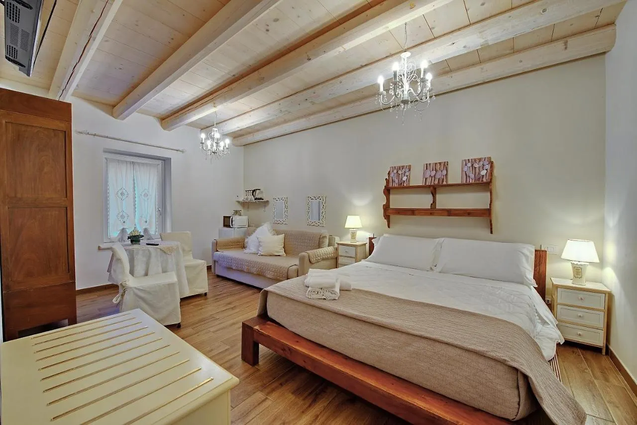 Villa Rossella Castelnuovo del Garda Guest house